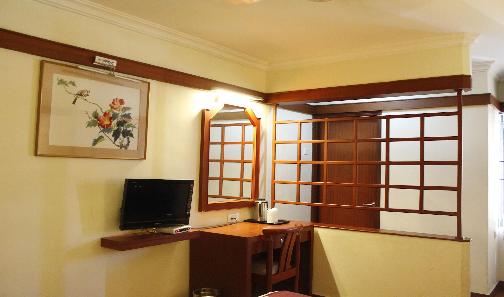 โรงแรมอิสวายา Kochi ภายนอก รูปภาพ